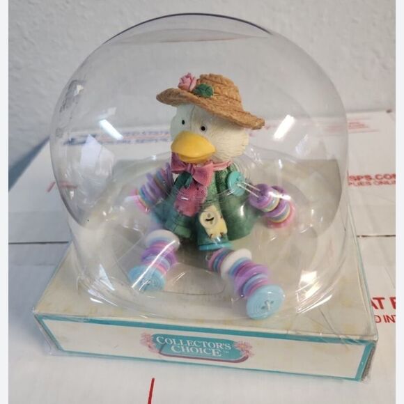 VTG, Rare Dan Dee Collectors Choice Cut Sew Button Easter Duck Figurine In Box - Picture 2 of 13